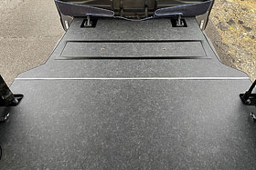 CRUNK製 HIACE S-GL フロアーボード 3分割全面 / キャッチ蓋タイプ